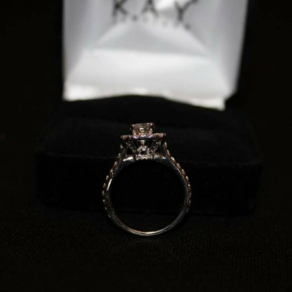 Neil lane 1 1/2 ct diamond, 14k white gold Ring - Picture 5 of 8